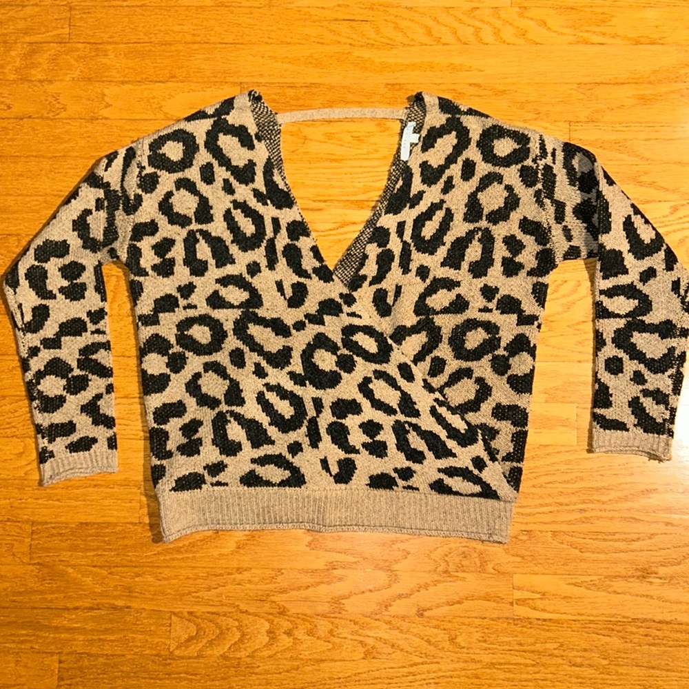 Favlux Leopard Print Faux Wrap Sweater Women’s size Large